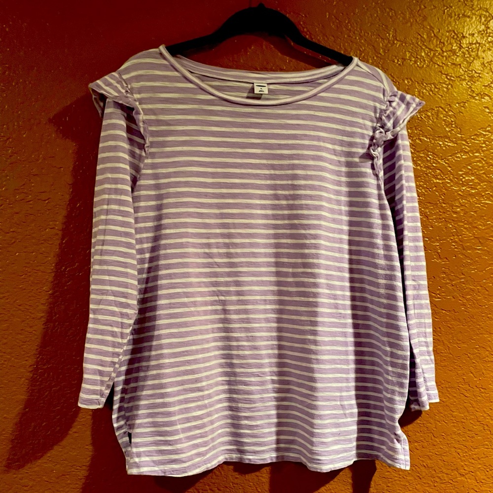 Old Navy Crew Neck w/ Ruffle